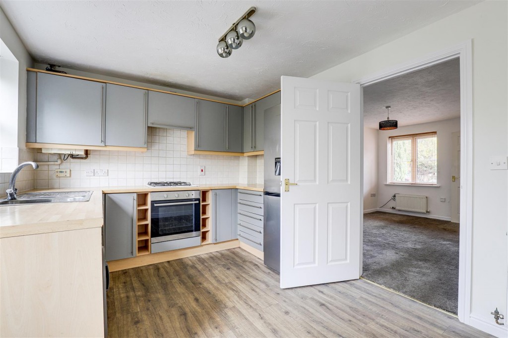 Emperor Close, Carrington, Nottinghamshire, NG5 1QR