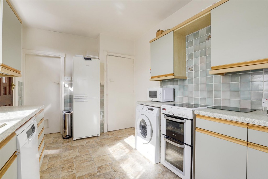 Wadham Road, Woodthorpe, Nottinghamshire, NG5 4JB