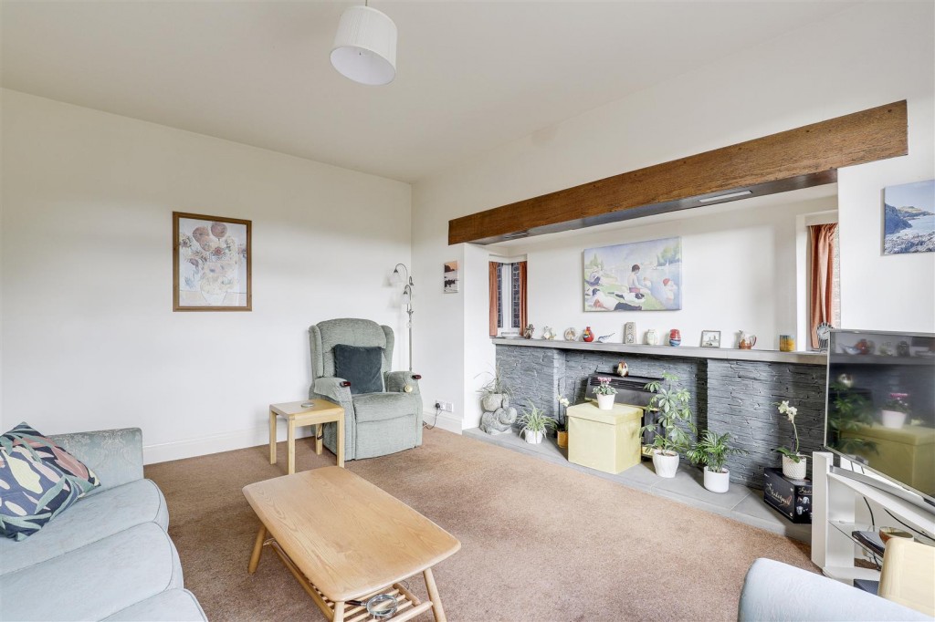 Wadham Road, Woodthorpe, Nottinghamshire, NG5 4JB