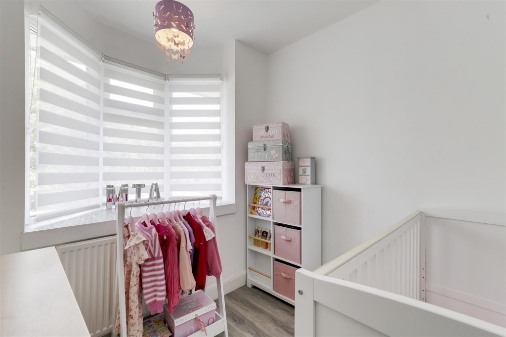 Onchan Drive, Carlton, Nottinghamshire, NG4 1DB