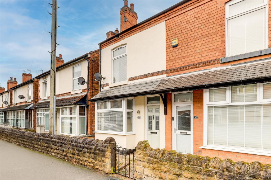 Mayfield Road, Carlton, Nottinghamshire, NG4 1JP