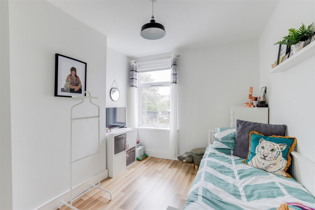 Mayfield Road, Carlton, Nottinghamshire, NG4 1JP