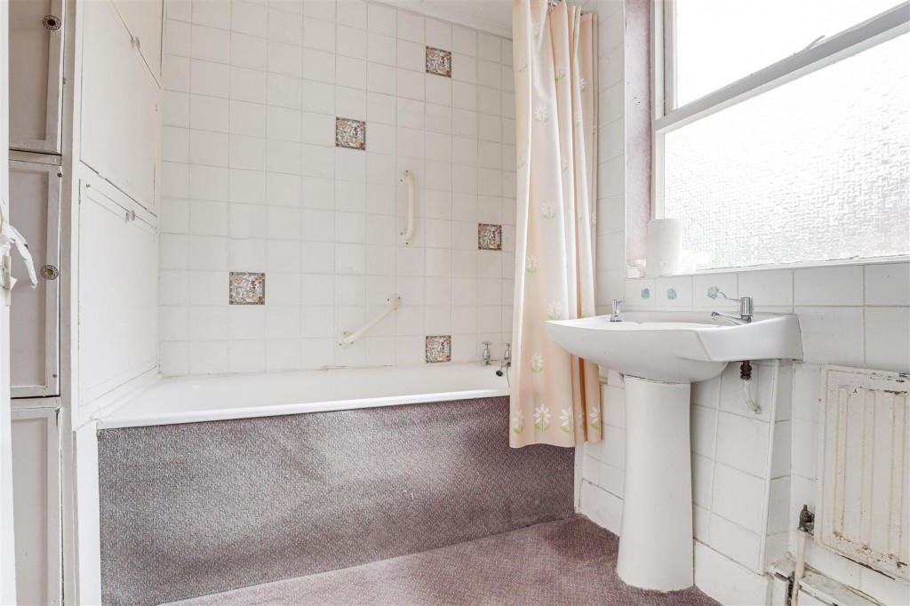 Elm Tree Avenue, West Bridgford, Nottinghamshire, NG2 7JU