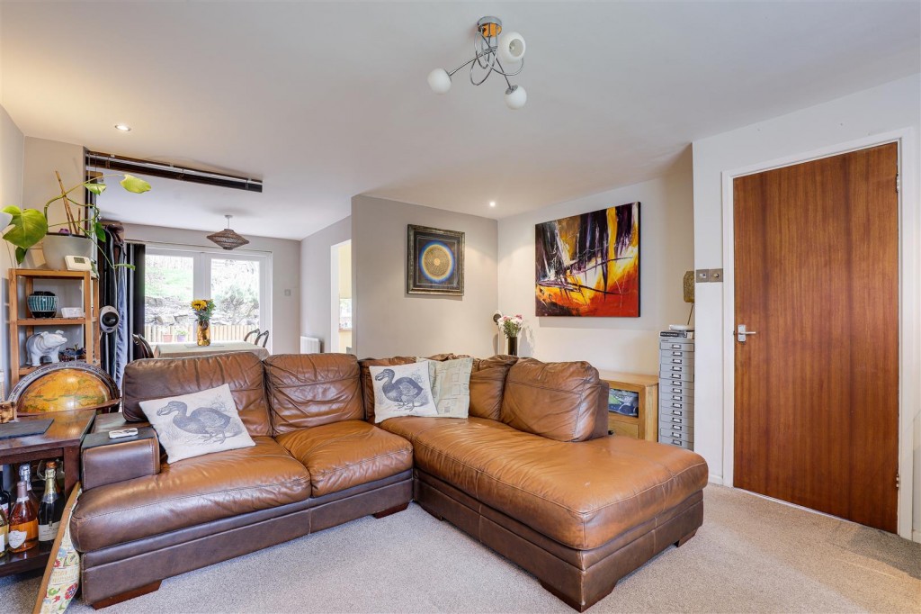 Woodhedge Drive, Mapperley, Nottinghamshire, NG3 6LU