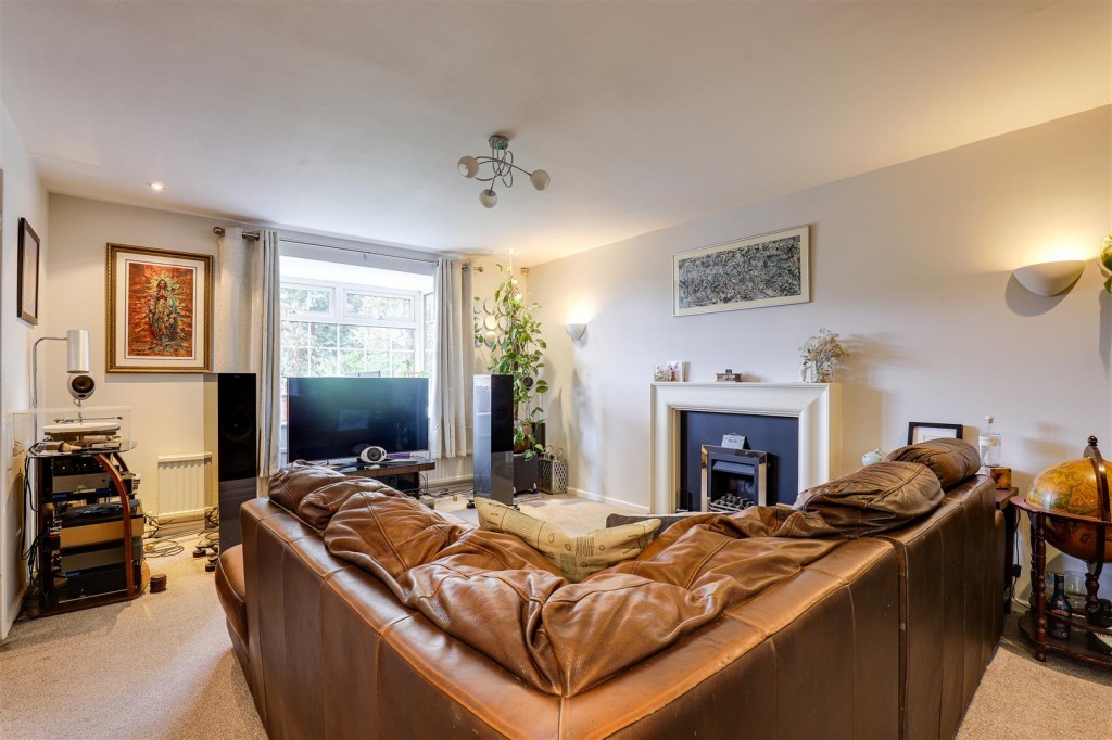Woodhedge Drive, Mapperley, Nottinghamshire, NG3 6LU