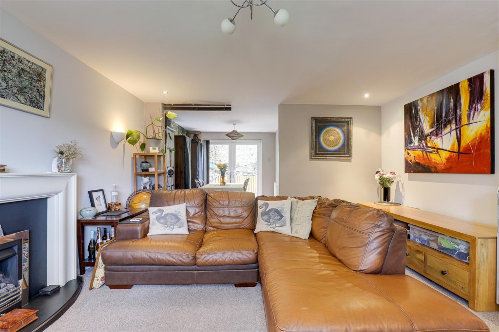 Woodhedge Drive, Mapperley, Nottinghamshire, NG3 6LU
