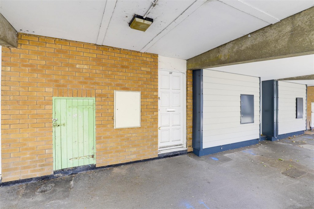 Cleveland Close, Radford, Nottinghamshire, NG7 3BU