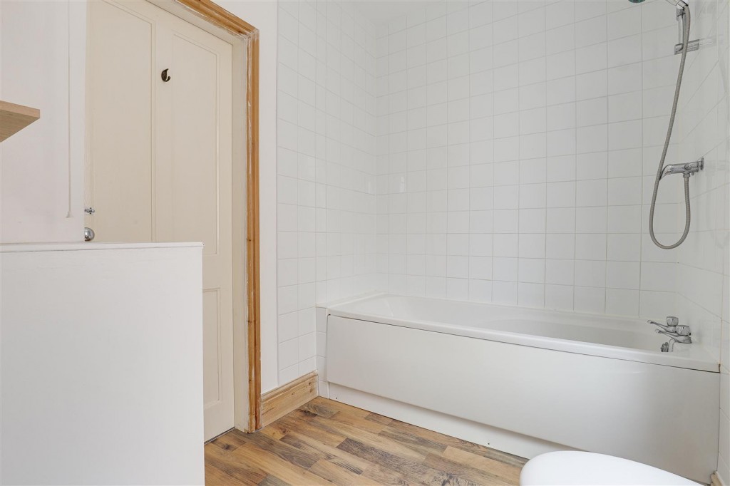 College Street, Long Eaton, Nottinghamshire, NG10 4GE