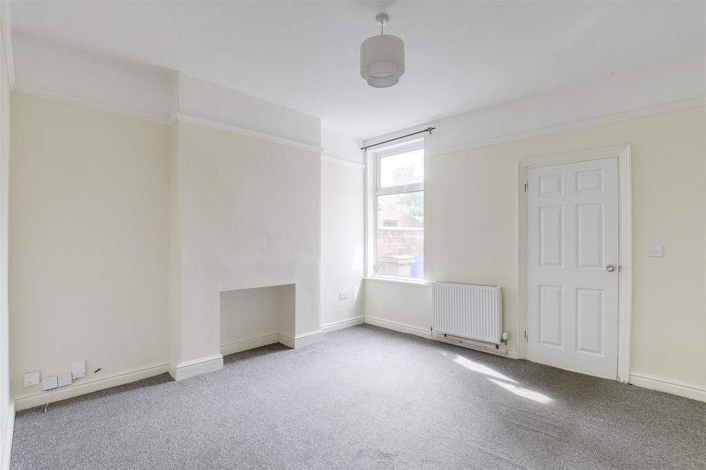 College Street, Long Eaton, Nottinghamshire, NG10 4GE