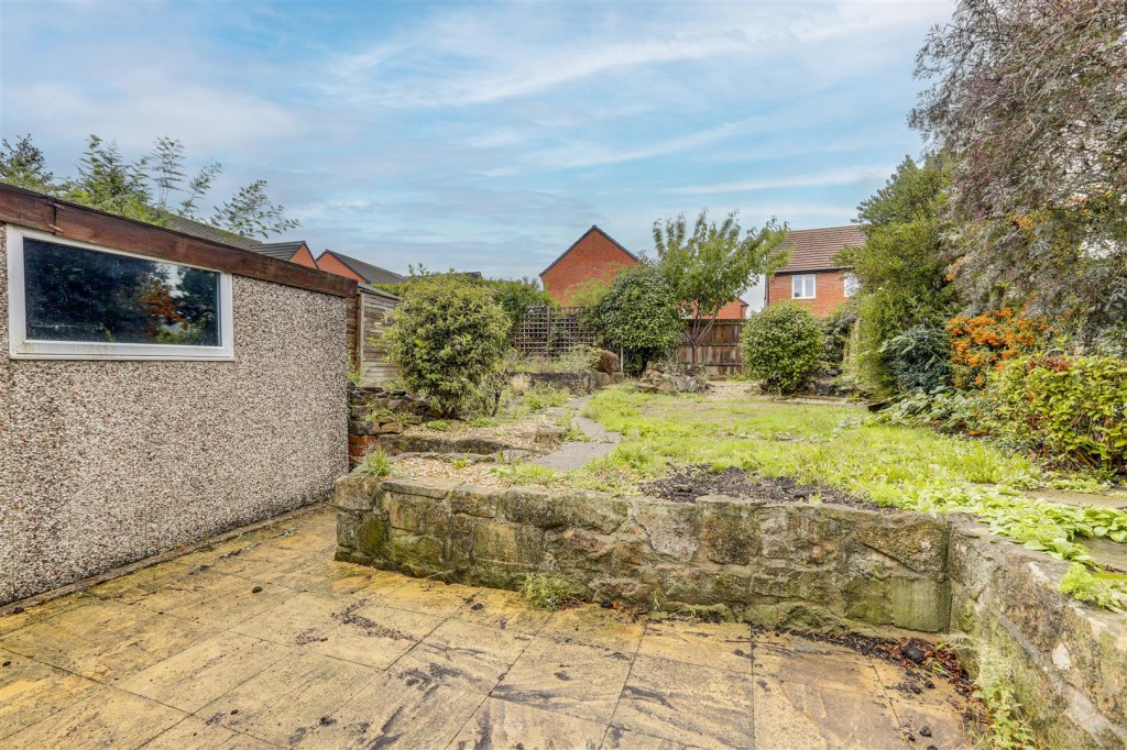 Papplewick Lane, Hucknall, Nottinghamshire, NG15 8EJ