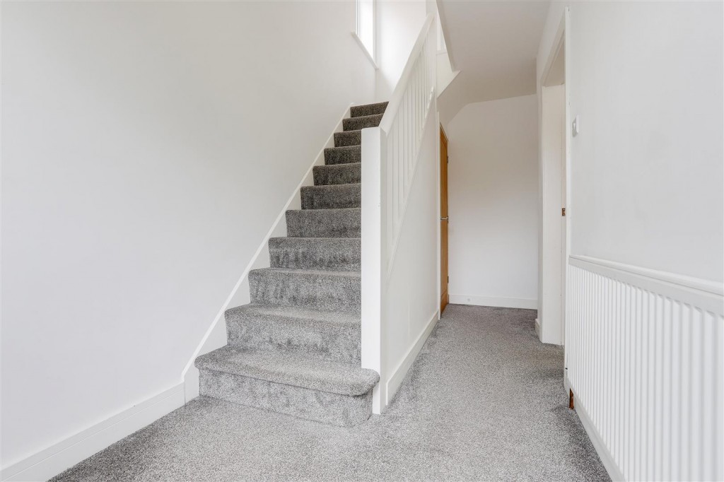 Papplewick Lane, Hucknall, Nottinghamshire, NG15 8EJ