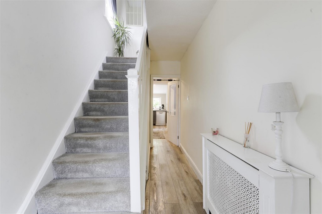 Rockside Gardens, Hucknall, Nottinghamshire, NG15 6PG