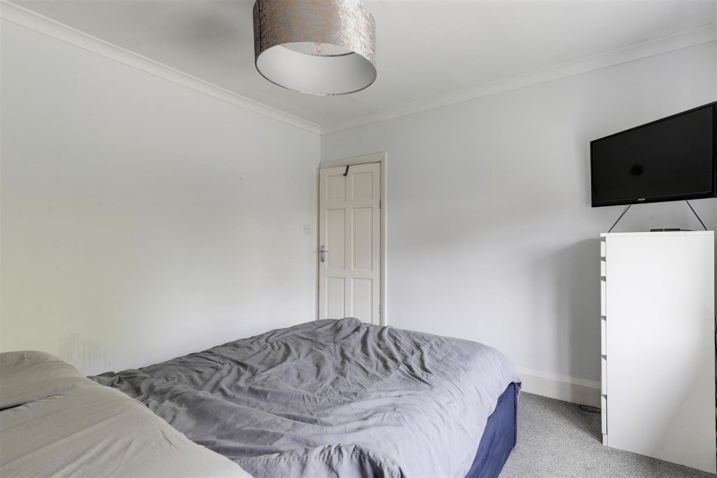 Rockside Gardens, Hucknall, Nottinghamshire, NG15 6PG