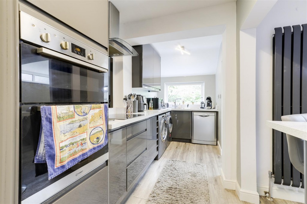 Rockside Gardens, Hucknall, Nottinghamshire, NG15 6PG