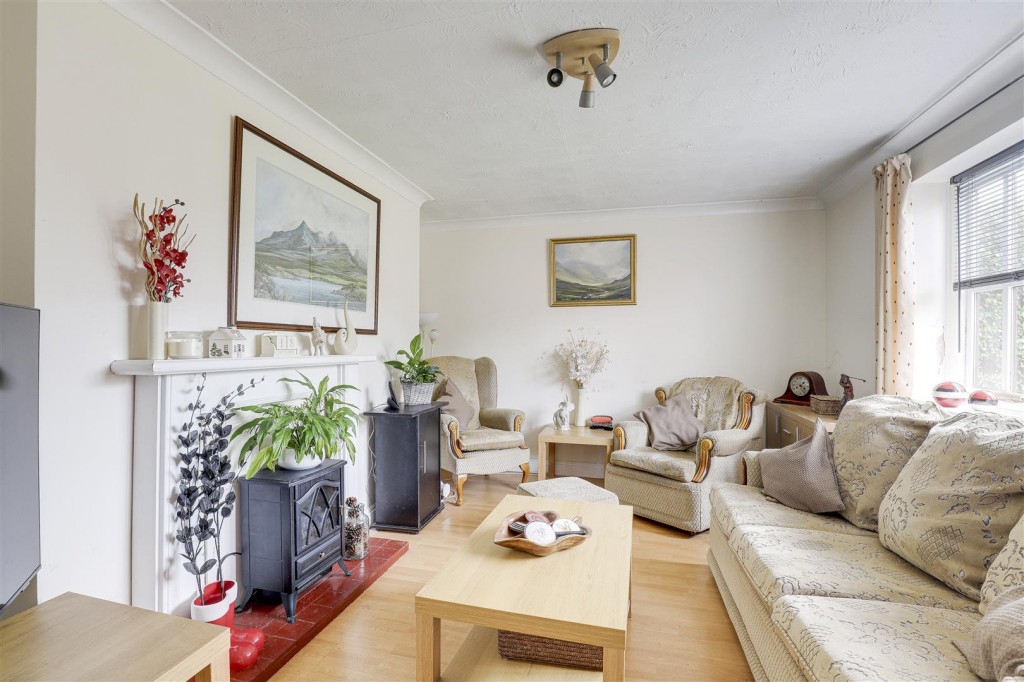 Broom Road, Calverton, Nottinghamshire, NG14 6HA