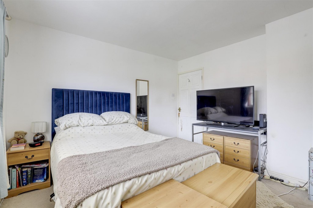 Broom Road, Calverton, Nottinghamshire, NG14 6HA