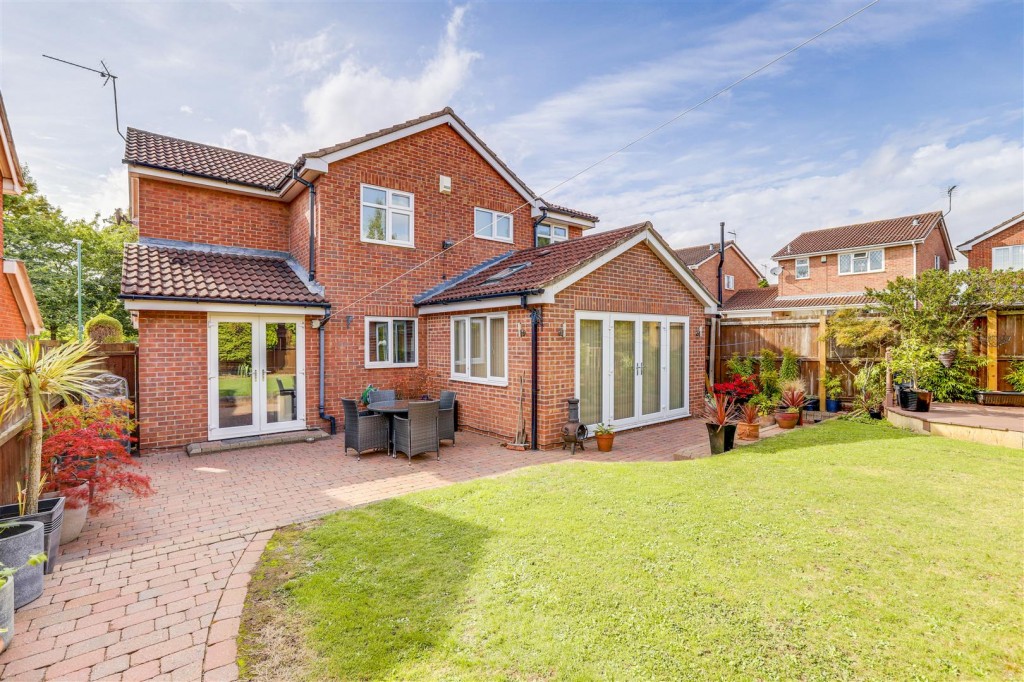 Fearnleigh Drive, Basford, Nottinghamshire, NG6 0JH