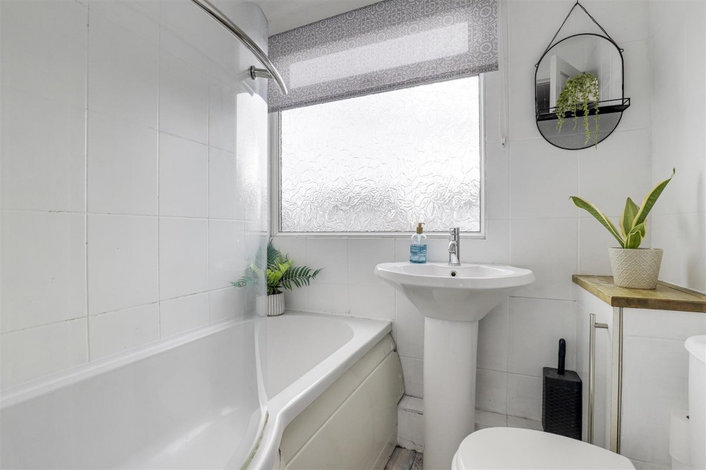 Ingleby Road, Long Eaton, Derbyshire, NG10 3DH