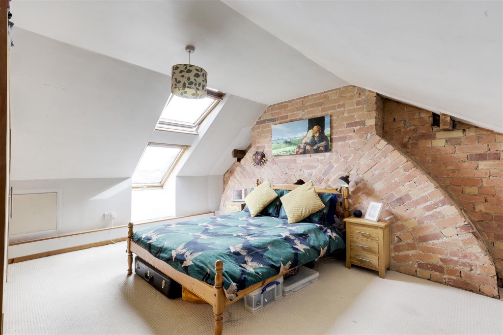 Sneinton Hollows, Sneinton, Nottinghamshire, NG2 4AA