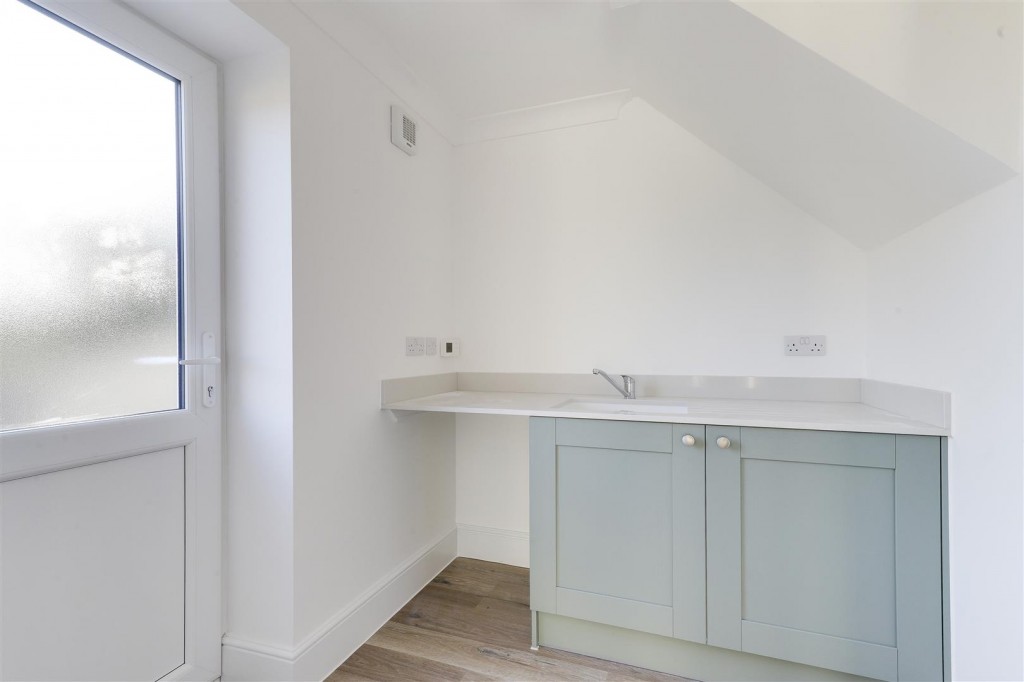 Meadowcroft Gardens, Hucknall, Nottingham