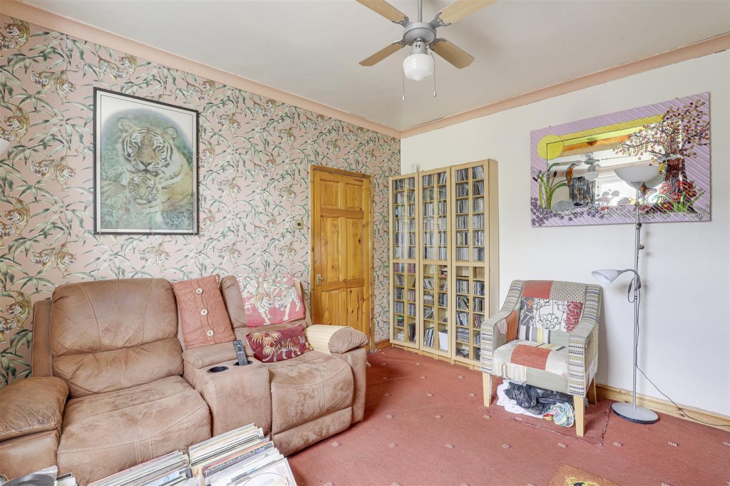 East Street, Long Eaton, DerbyshIre, NG10 2DH