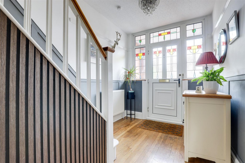 Highfield Road, Nuthall, Nottinghamshire, NG16 1BQ