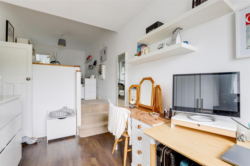 Highfield Road, Nuthall, Nottinghamshire, NG16 1BQ