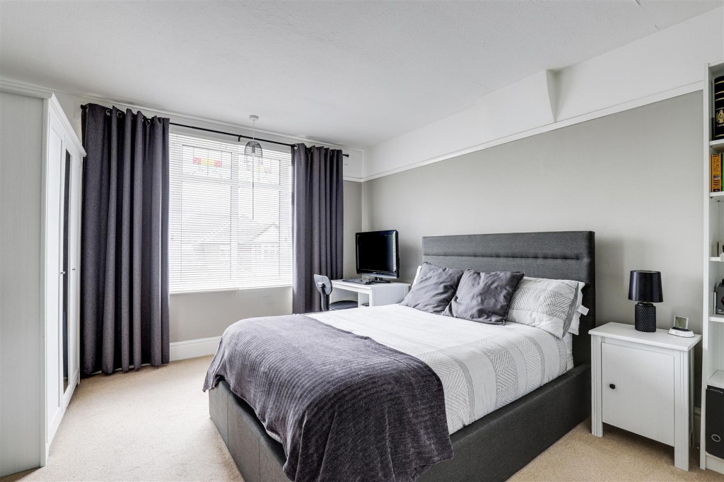 Highfield Road, Nuthall, Nottinghamshire, NG16 1BQ