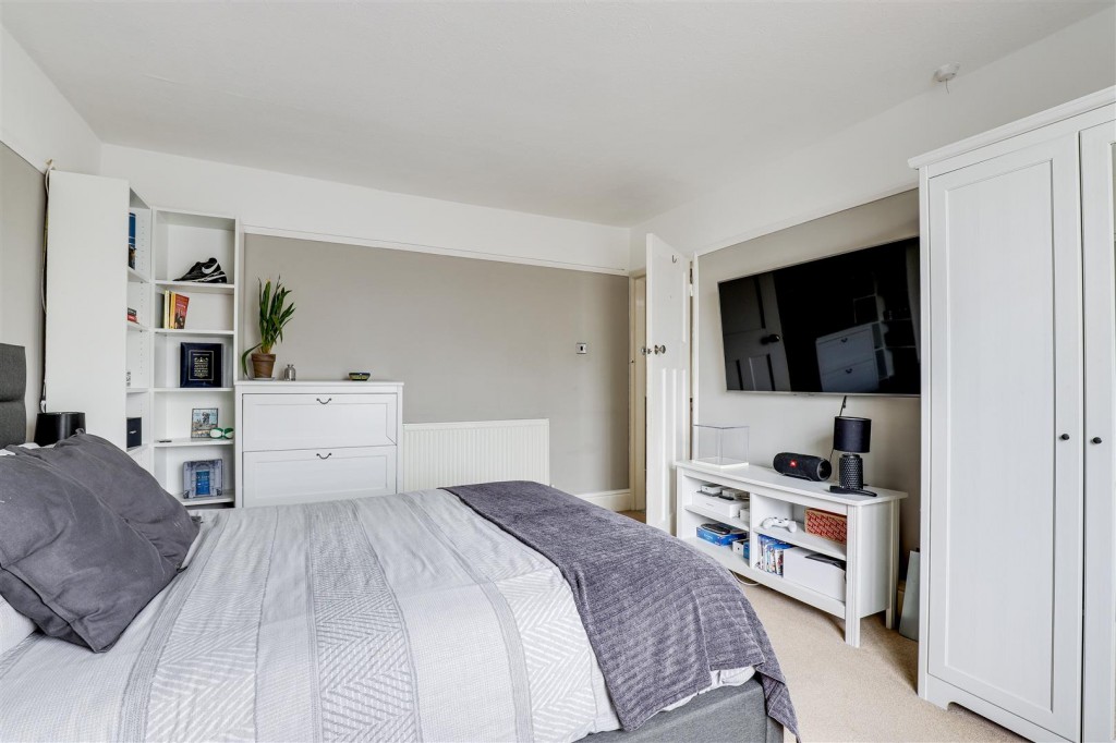 Highfield Road, Nuthall, Nottinghamshire, NG16 1BQ