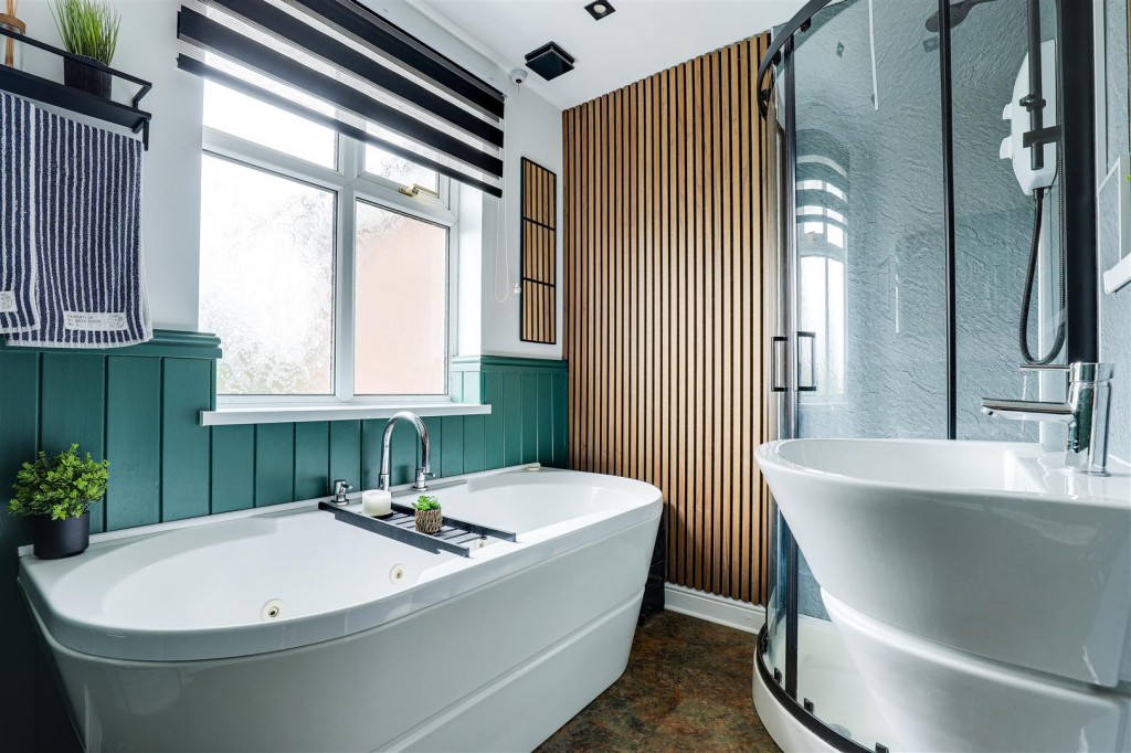 Highfield Road, Nuthall, Nottinghamshire, NG16 1BQ