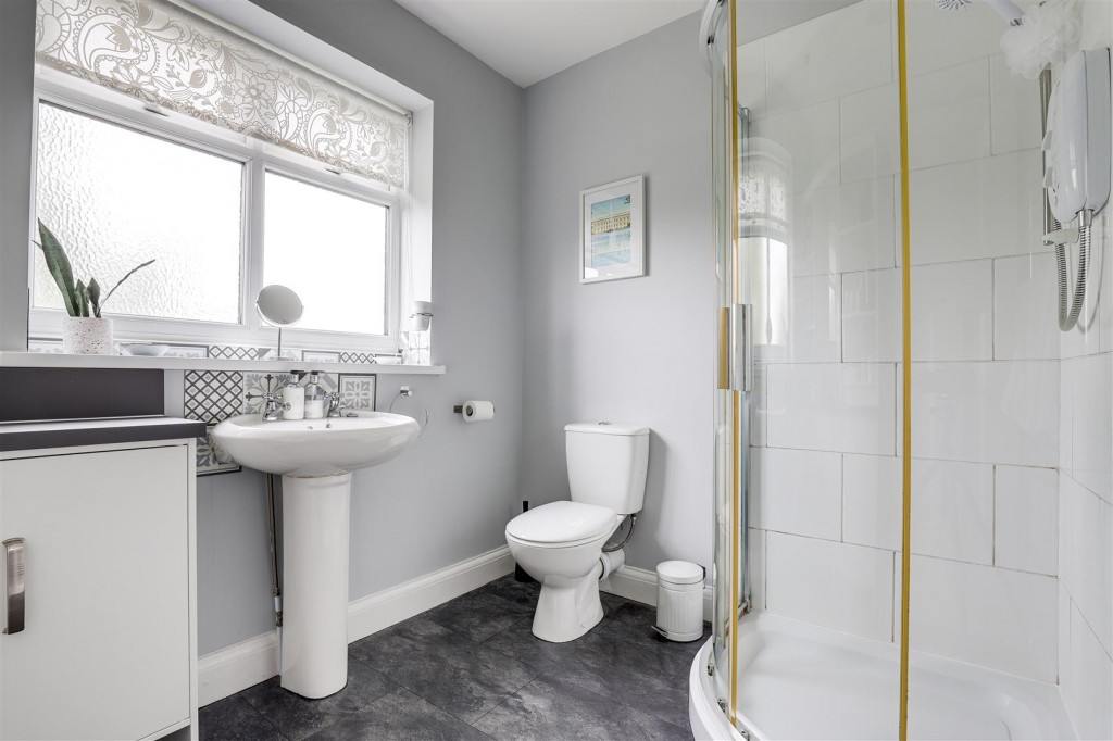 Highfield Road, Nuthall, Nottinghamshire, NG16 1BQ