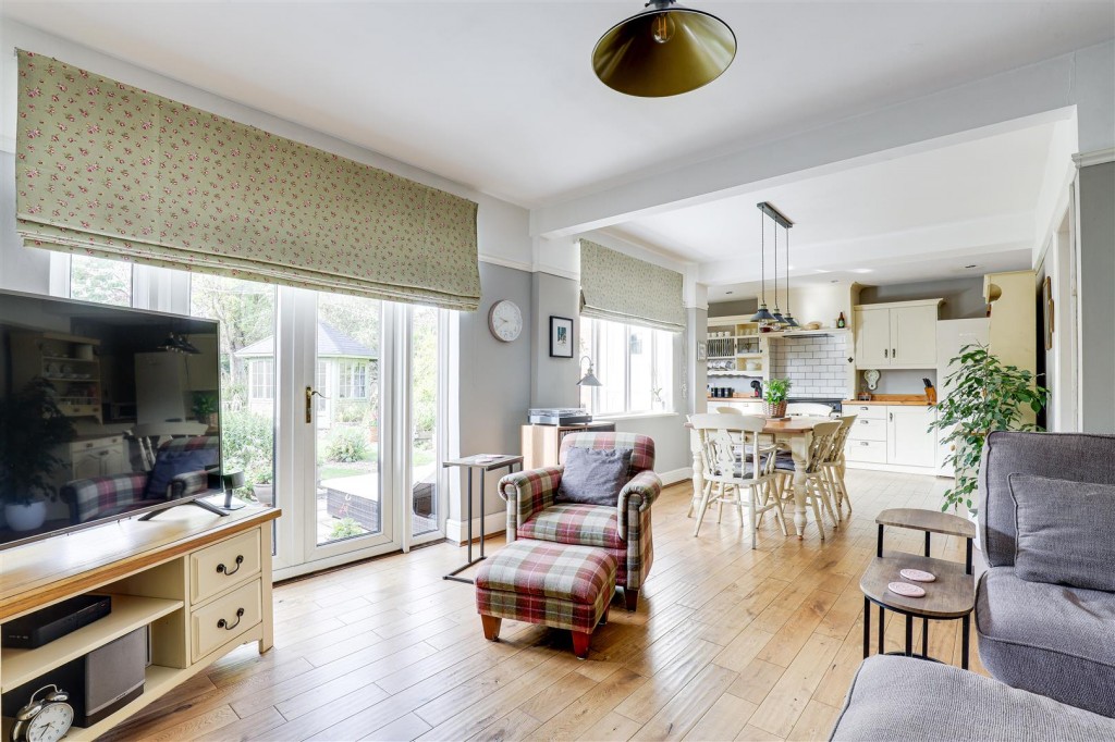 Highfield Road, Nuthall, Nottinghamshire, NG16 1BQ