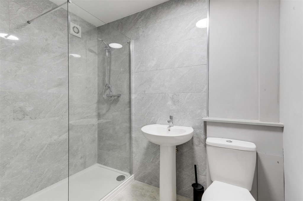 Hovenden Gardens, Hyson Green, Nottinghamshire, NG7 5FZ