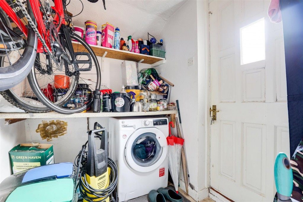 Florence Road, Mapperley, Nottinghamshire, NG3 6LJ