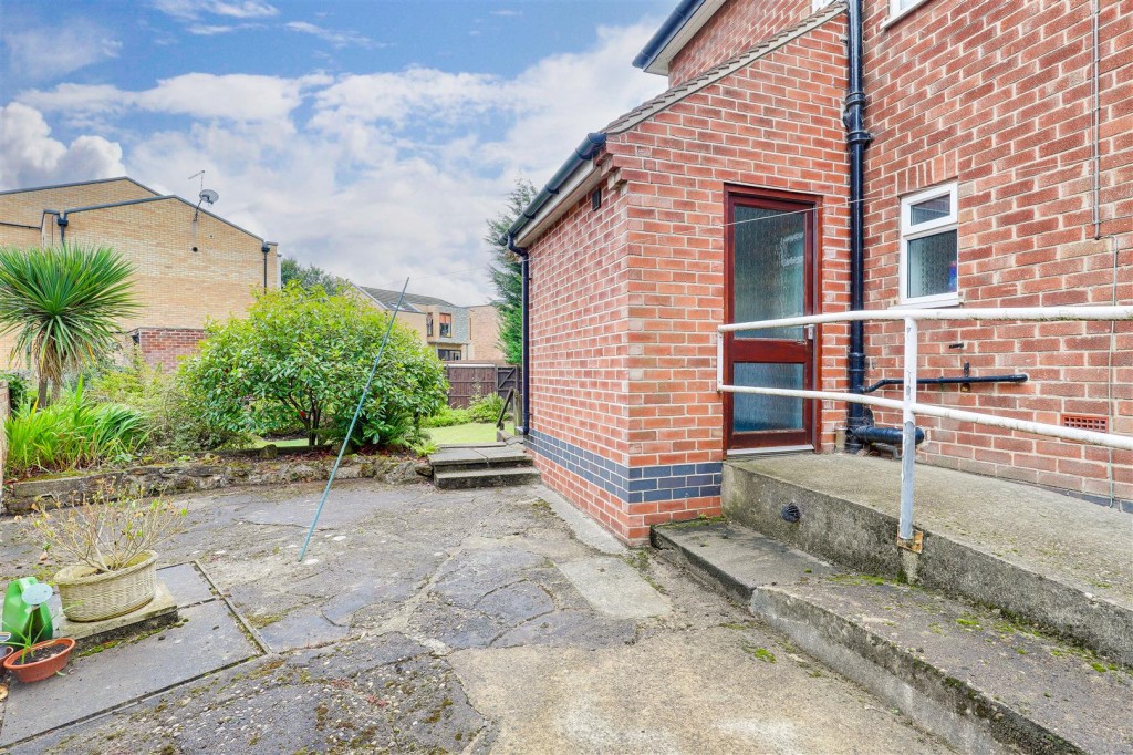 Wilford Lane, West Bridgford, Nottinghamshire, NG2 7QZ