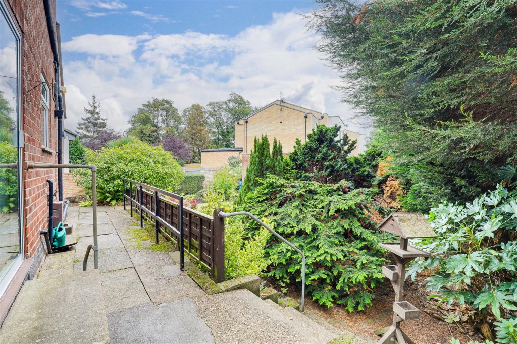 Wilford Lane, West Bridgford, Nottinghamshire, NG2 7QZ