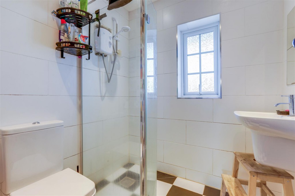 Roseleigh Avenue, Mapperley, Nottinghamshire, NG3 6FJ