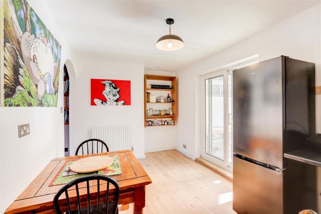 Roseleigh Avenue, Mapperley, Nottinghamshire, NG3 6FJ