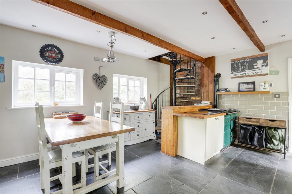 Kirk Hill, East Bridgford, Nottinghamshire, NG13 8PE