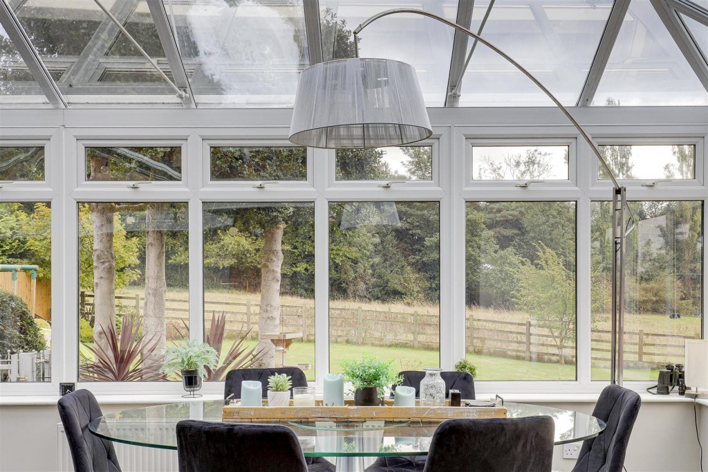 Nottingham Road, Trowell, Nottinghamshire, NG9 3PP