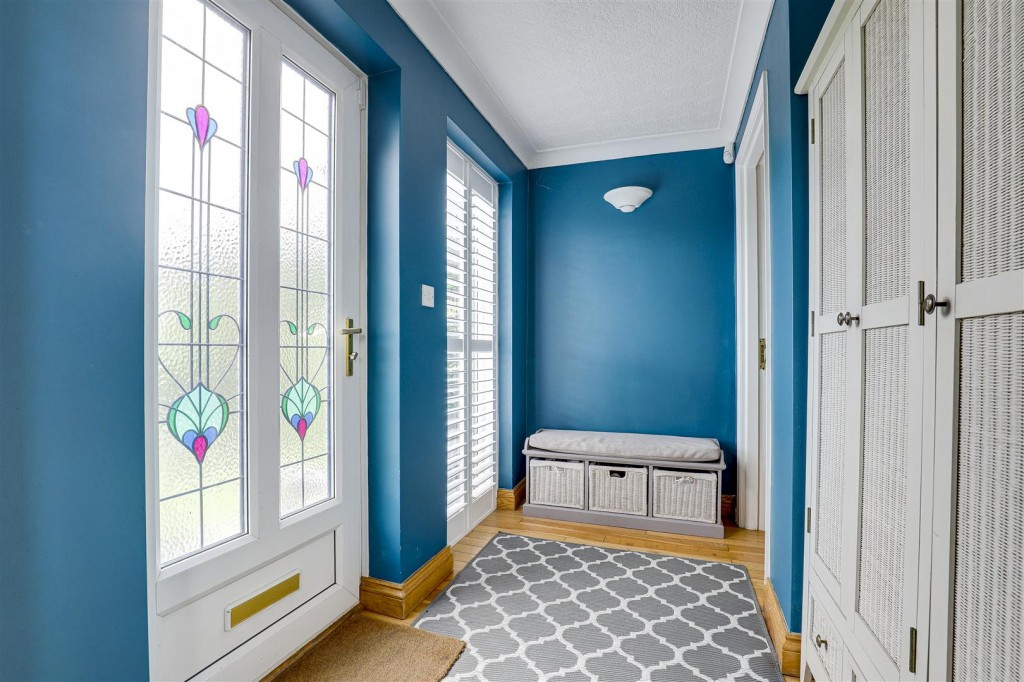 Nottingham Road, Trowell, Nottinghamshire, NG9 3PP