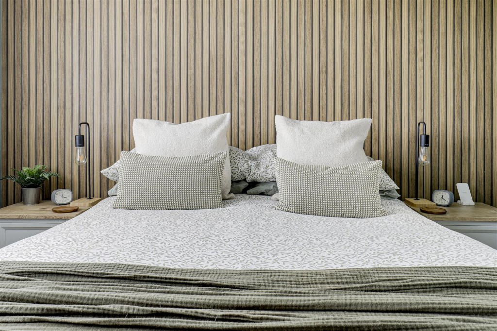 Nottingham Road, Trowell, Nottinghamshire, NG9 3PP