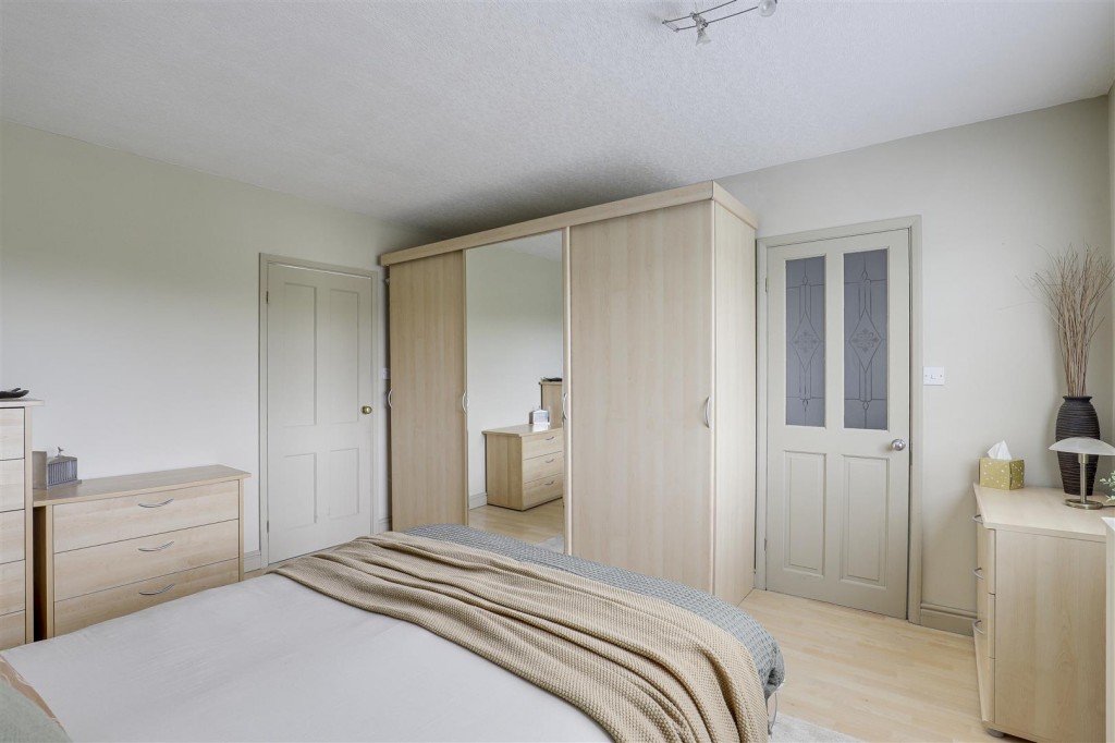 Nottingham Road, Trowell, Nottinghamshire, NG9 3PP