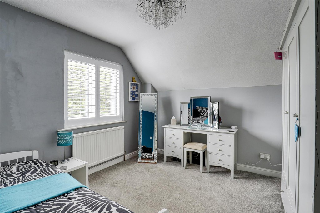 Nottingham Road, Trowell, Nottinghamshire, NG9 3PP