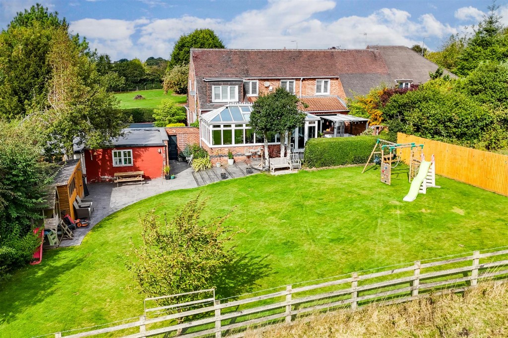 Nottingham Road, Trowell, Nottinghamshire, NG9 3PP