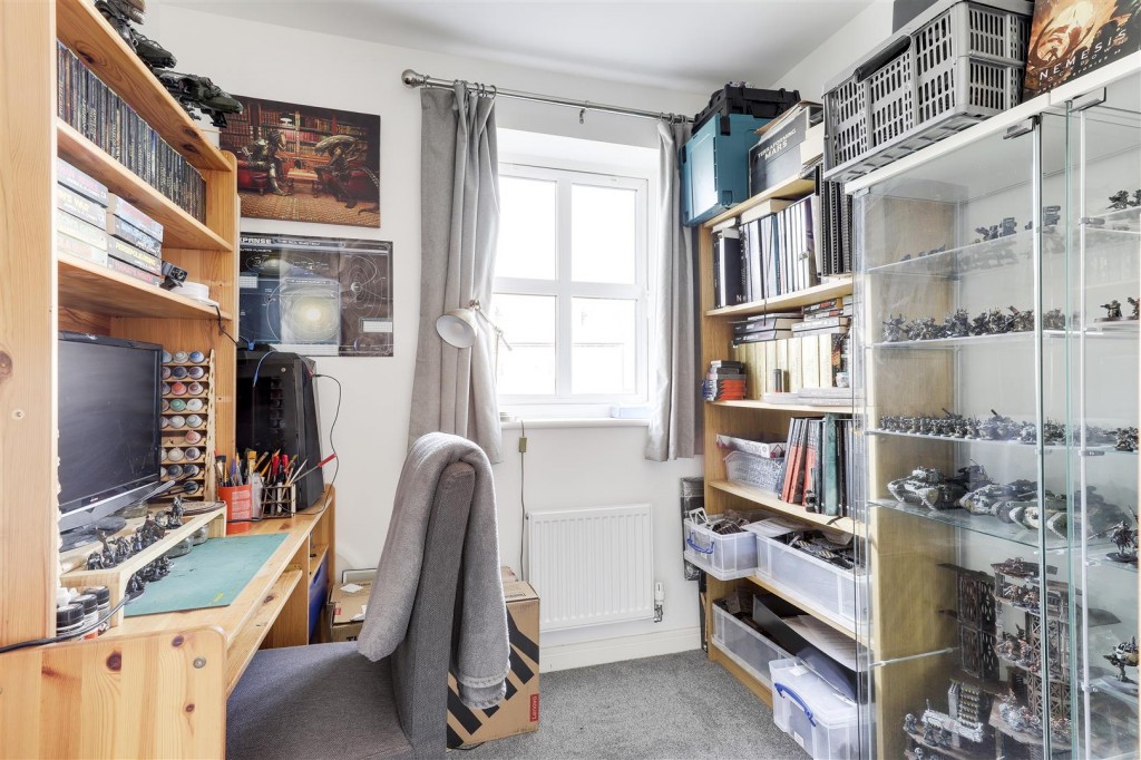 Baxter Close, Hucknall, Nottinghamshire, NG15 8LF