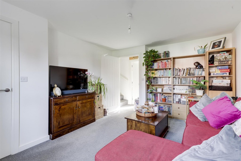 Baxter Close, Hucknall, Nottinghamshire, NG15 8LF