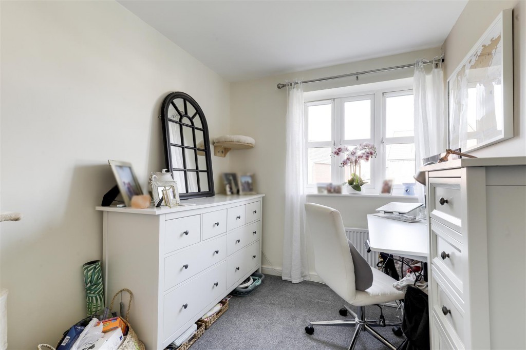 Baxter Close, Hucknall, Nottinghamshire, NG15 8LF