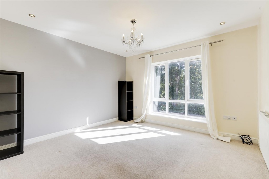 Poets Close, Hucknall, Nottinghamshire, NG15 6WF