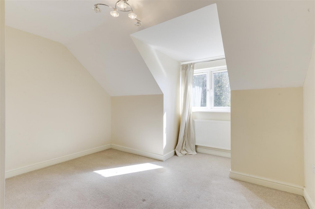 Poets Close, Hucknall, Nottinghamshire, NG15 6WF